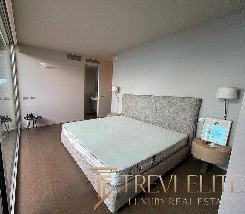 villa na ozere madzhore49