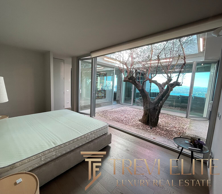 villa na ozere madzhore50