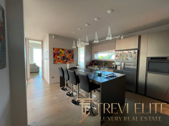 villa na ozere madzhore53