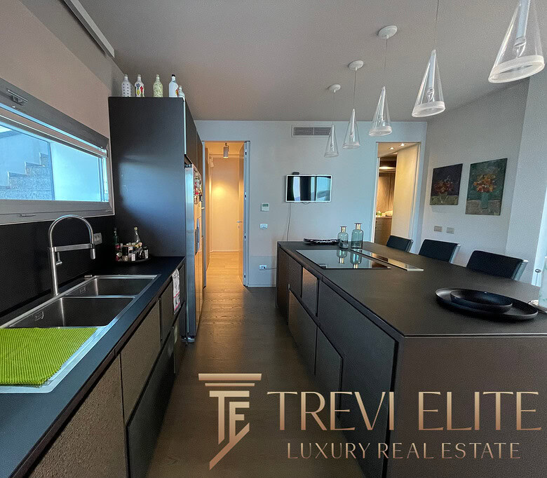 villa na ozere madzhore57