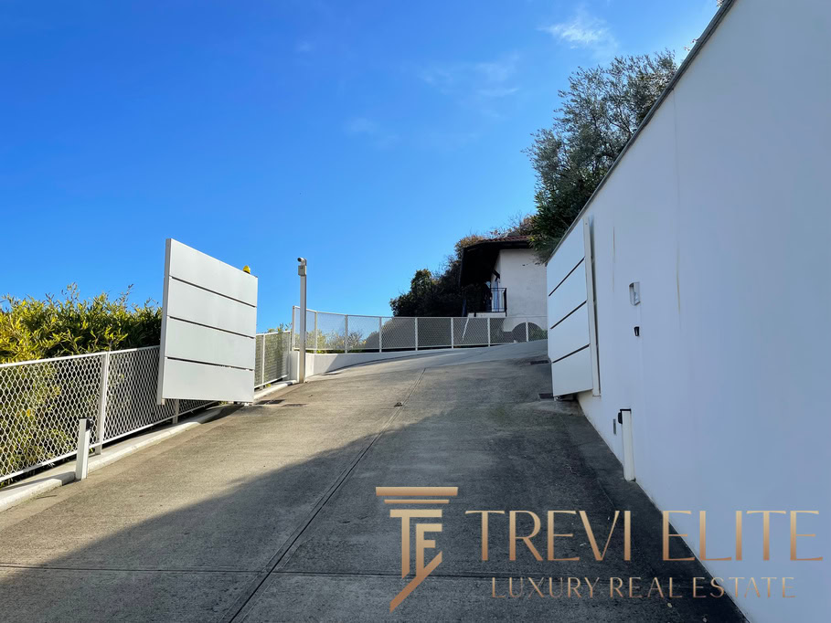 villa na ozere madzhore61