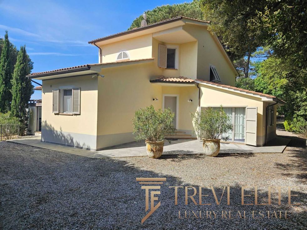 villa v toskane s vidom na more i bassejnom (14)