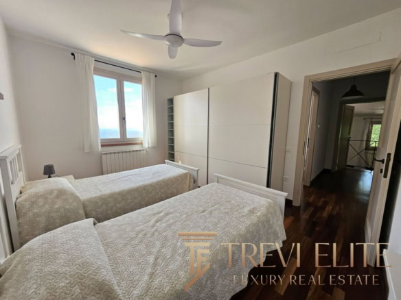 villa v toskane s vidom na more i bassejnom (2)