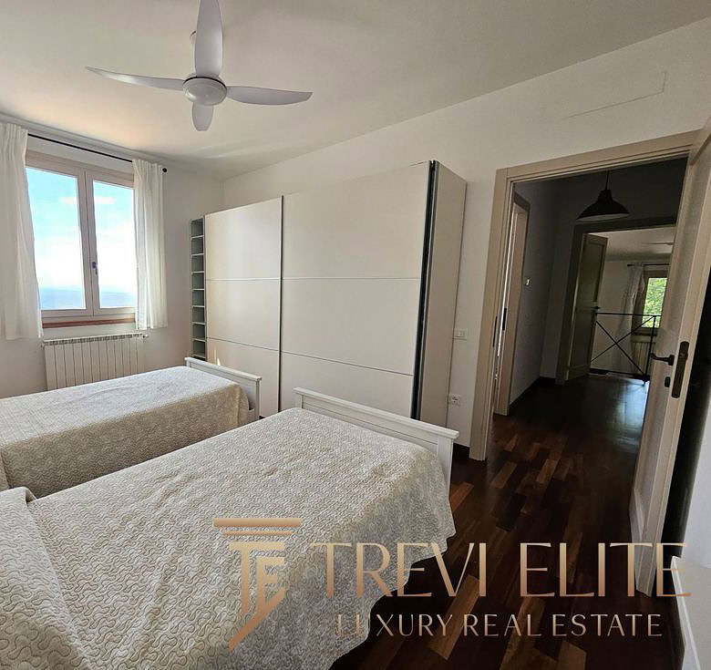 villa v toskane s vidom na more i bassejnom (2)