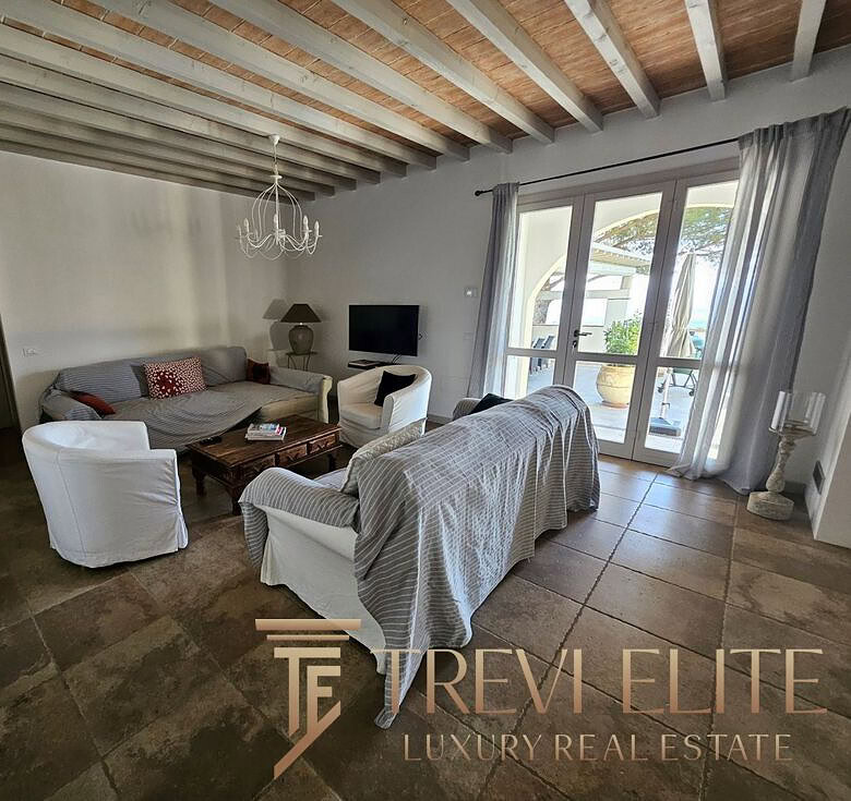 villa v toskane s vidom na more i bassejnom (21)