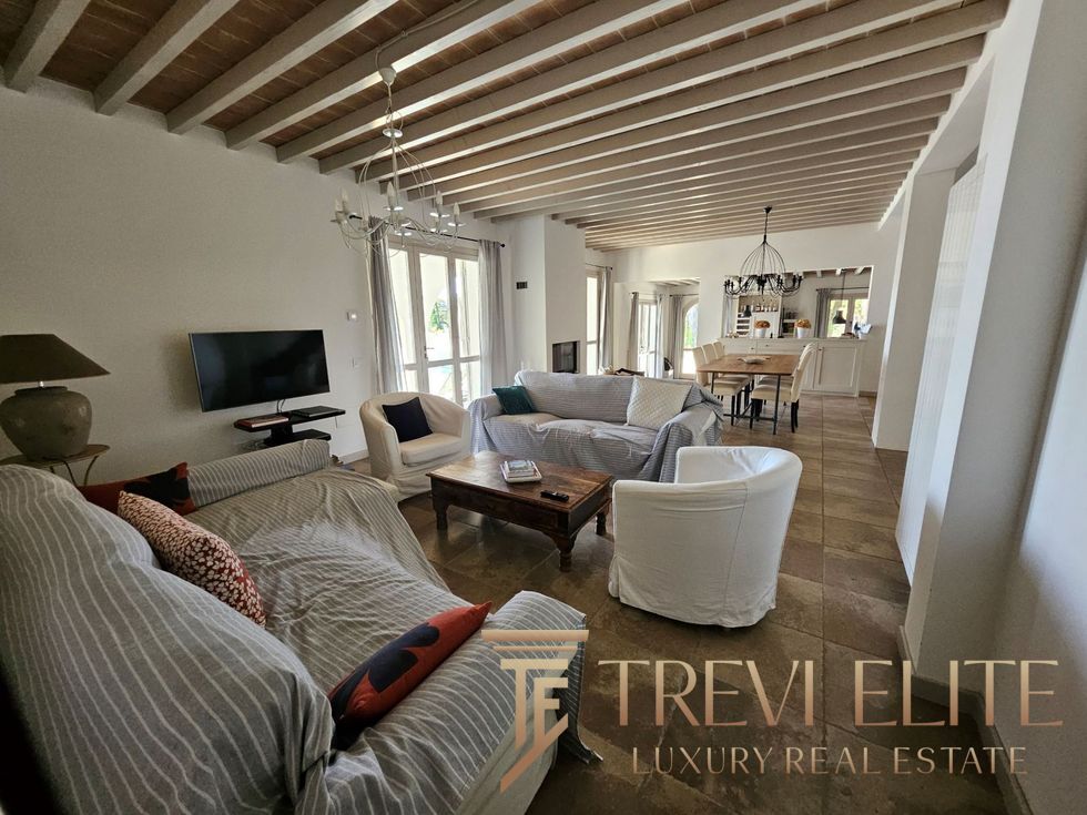 villa v toskane s vidom na more i bassejnom (22)