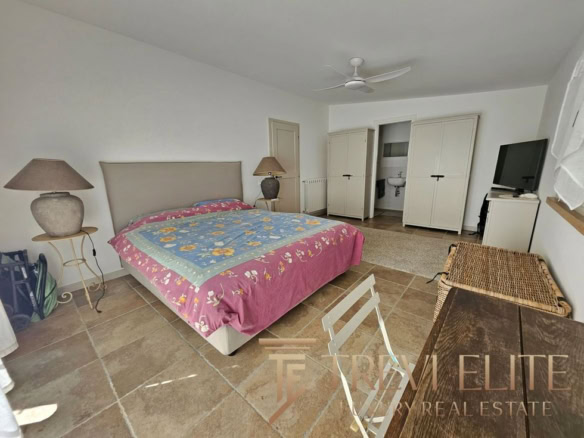 villa v toskane s vidom na more i bassejnom (29)