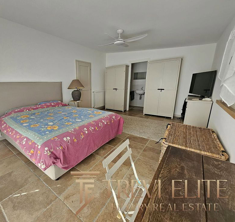 villa v toskane s vidom na more i bassejnom (29)