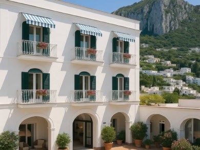 otel 4 na ostrove kapri prodazha