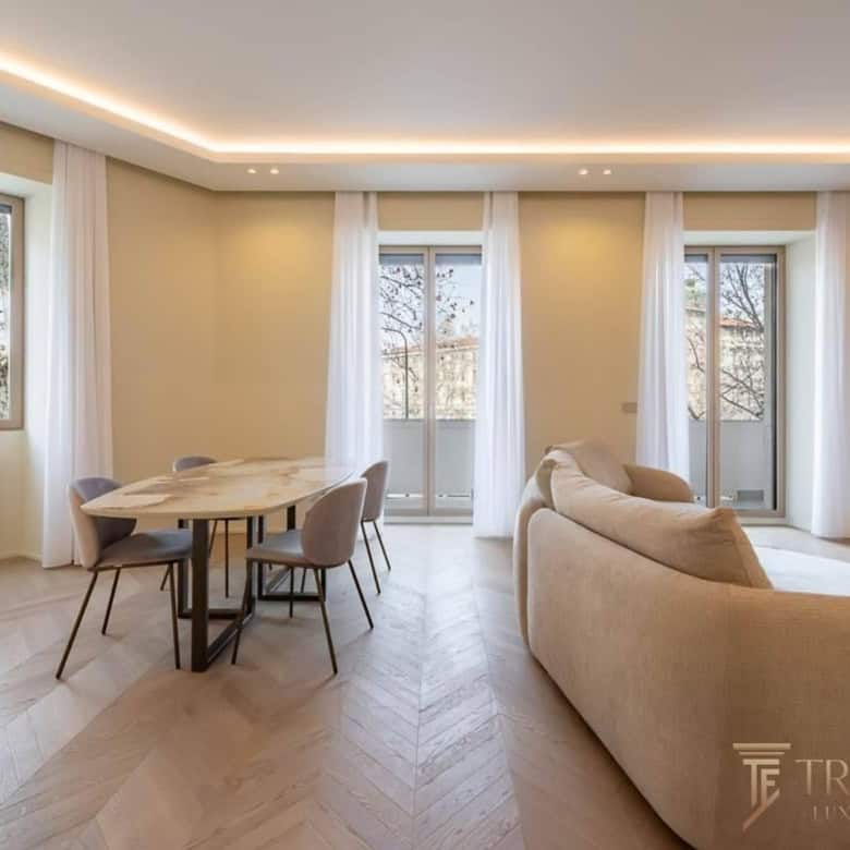 apartment campione ditalia dining room 1