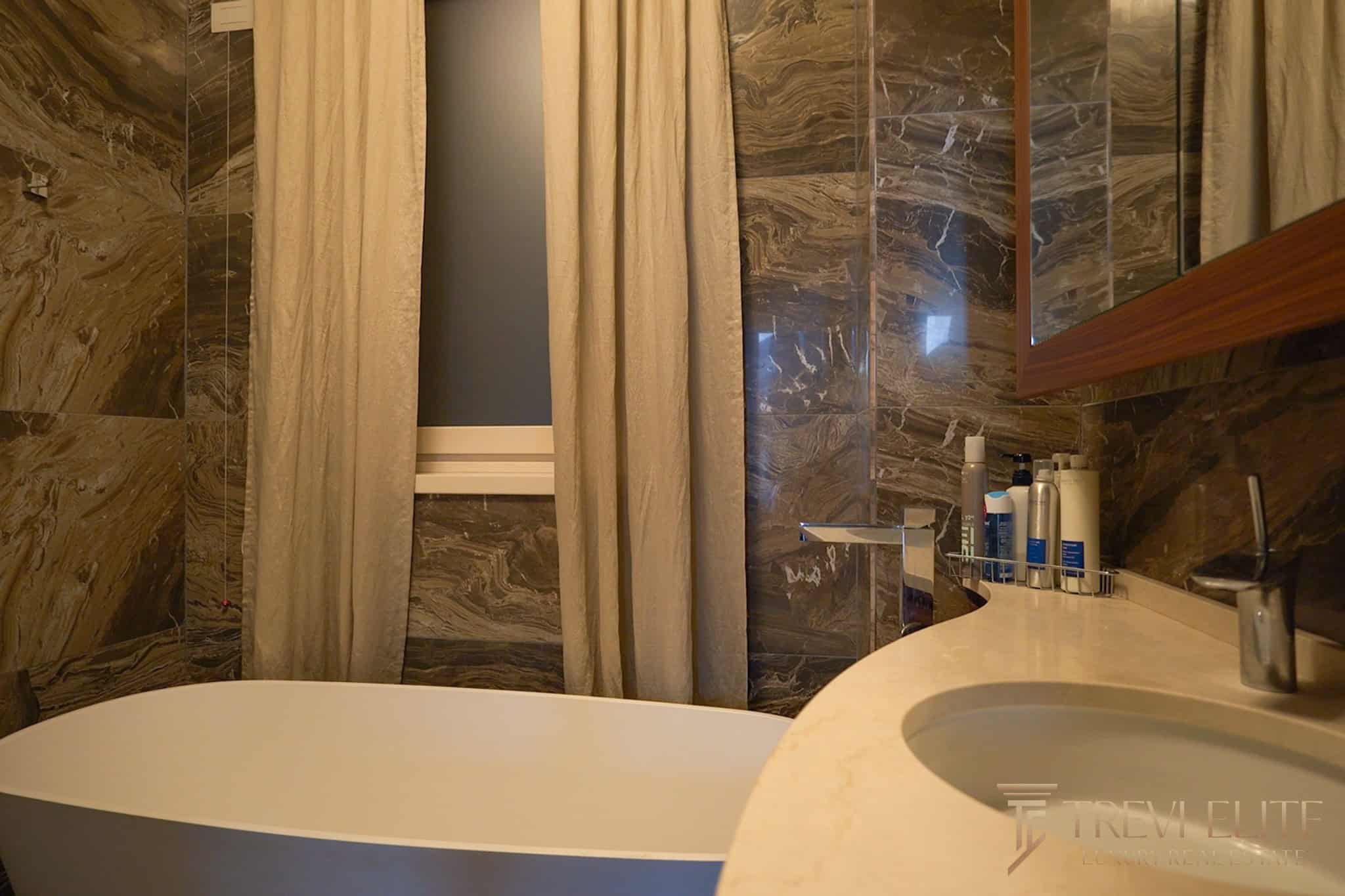 apartment campione d'italia photo 26