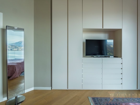 apartment campione d'italia photo 7