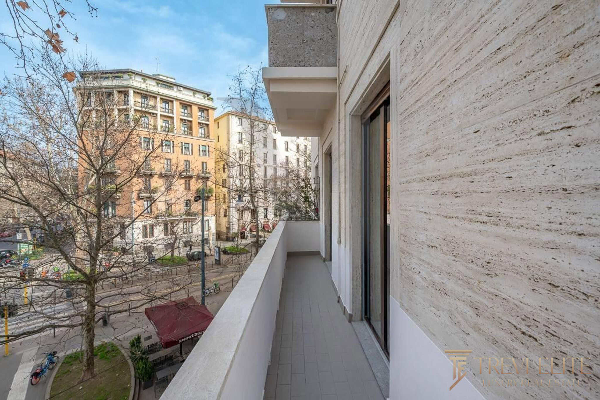 apartment campione ditalia terrace 1