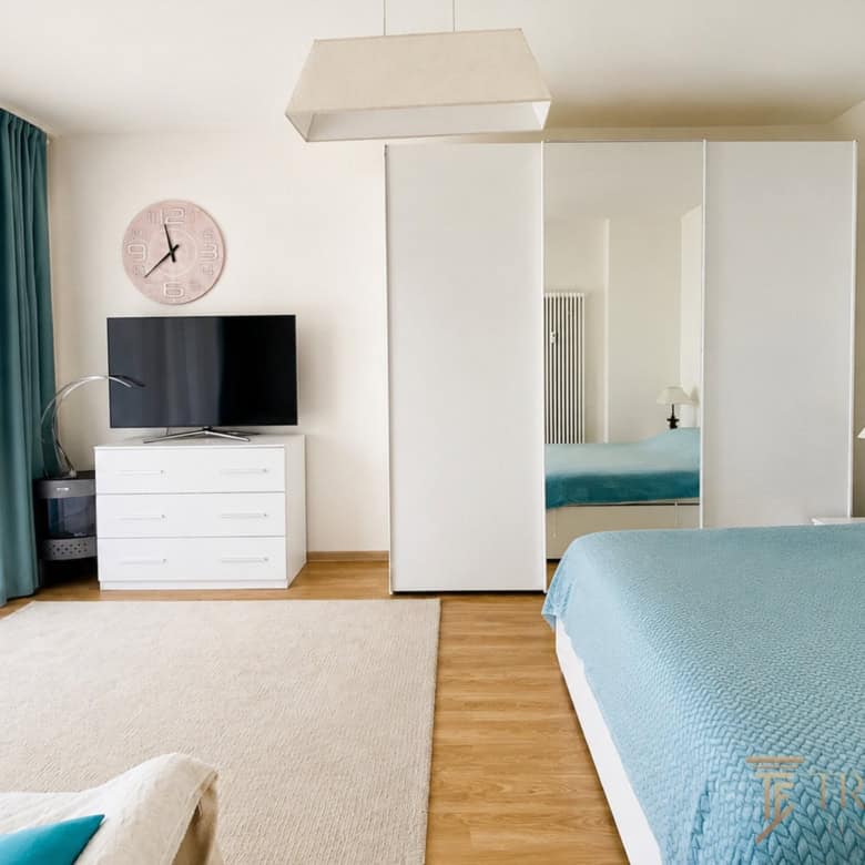 luxury rome bedroom 1