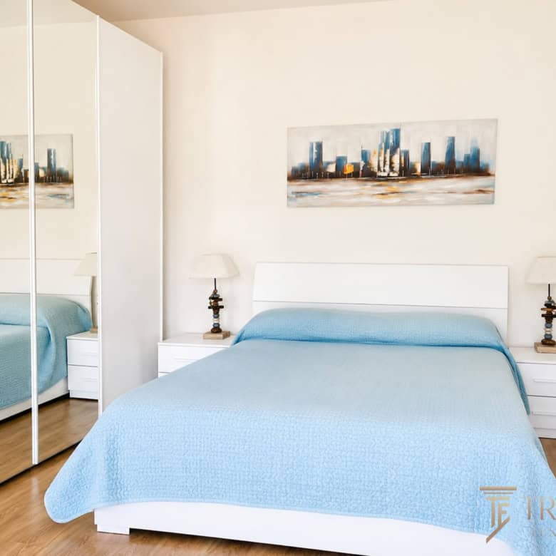 luxury rome bedroom 2