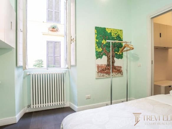property roma bedroom
